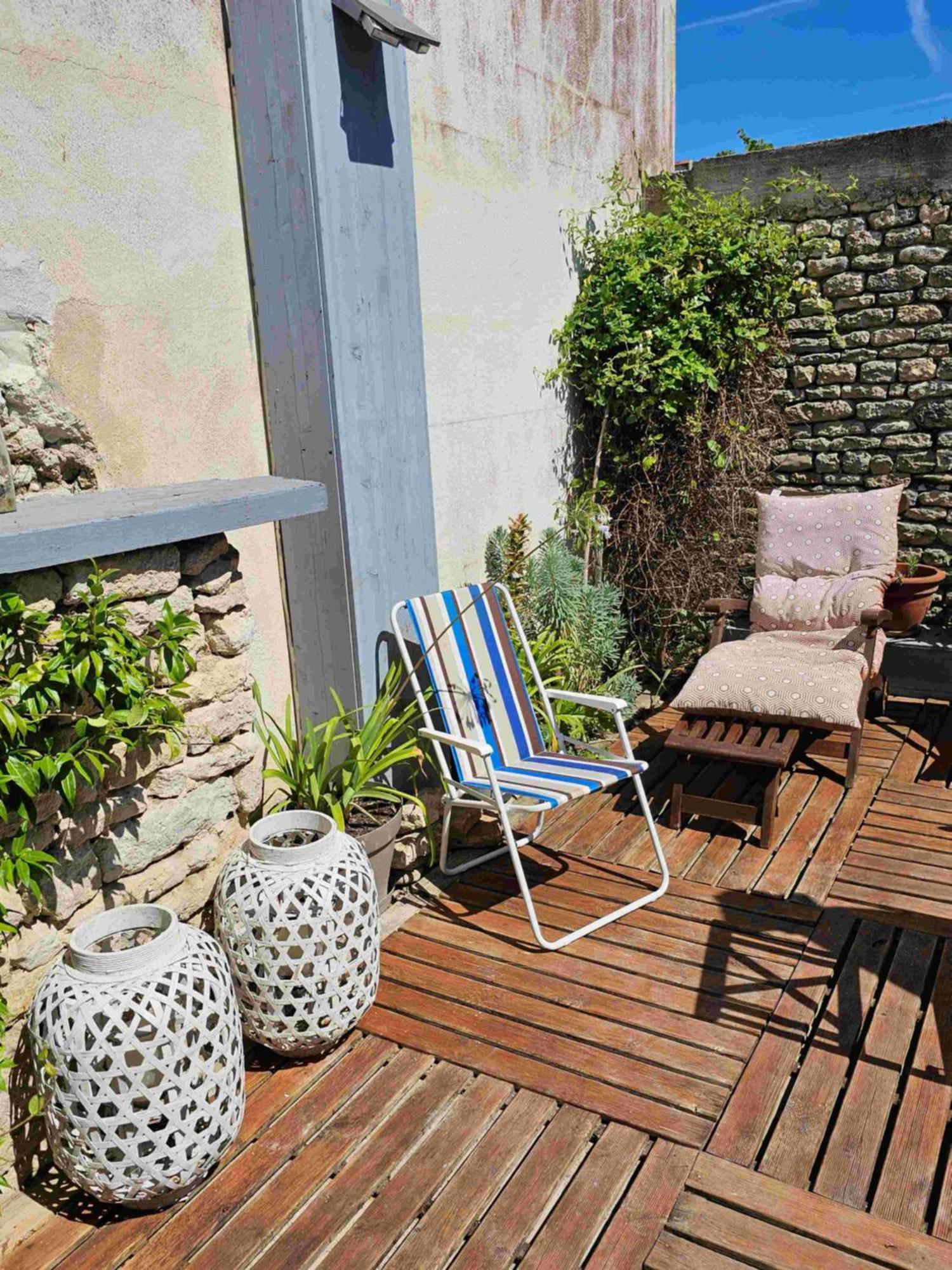 Maison Retaise Pres De La Plage Saint-Clement-des-Baleines Exterior photo