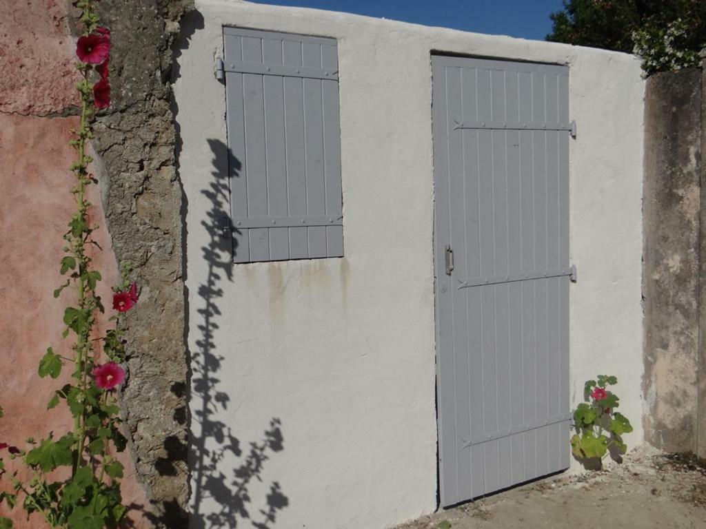 Maison Retaise Pres De La Plage Saint-Clement-des-Baleines Exterior photo